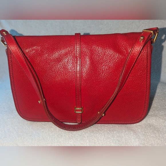 Marc By Marc Jacobs Handbags - Vintage Marc by Marc Jacobs red leather shoulder messenger bag.